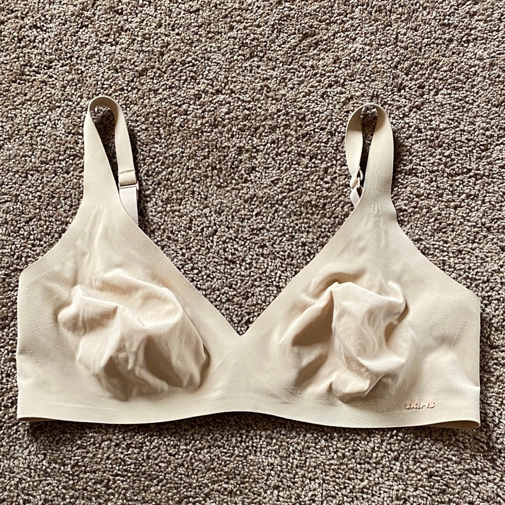 SKIMS Cream Wireless Bra